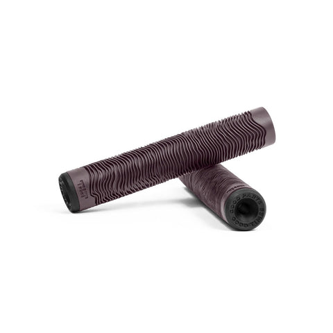 tilt topo two umber grips