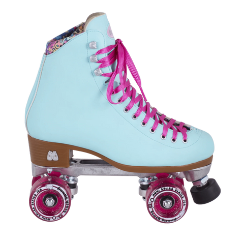 Moxi Beach Bunny Blue Sky Rollerskates