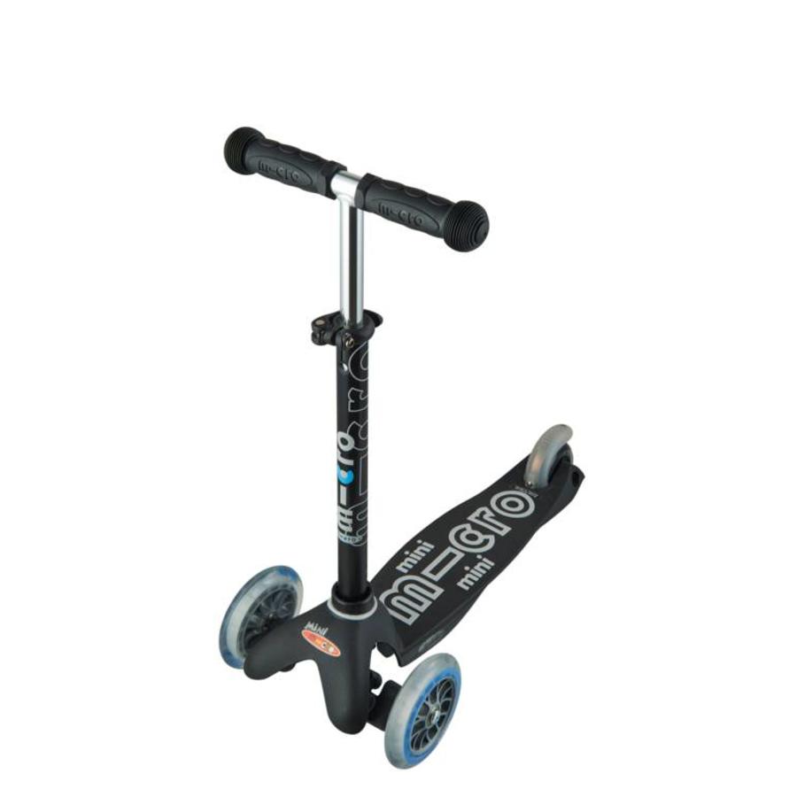 Micro Mini Deluxe Black Scooter World Of Wheelcraft